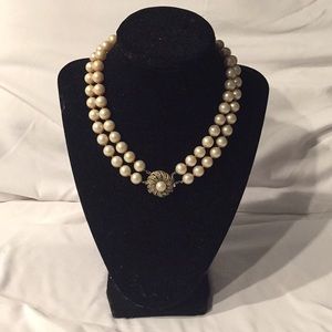 Vintage Mid Century Faux Pearl Majorica Necklace